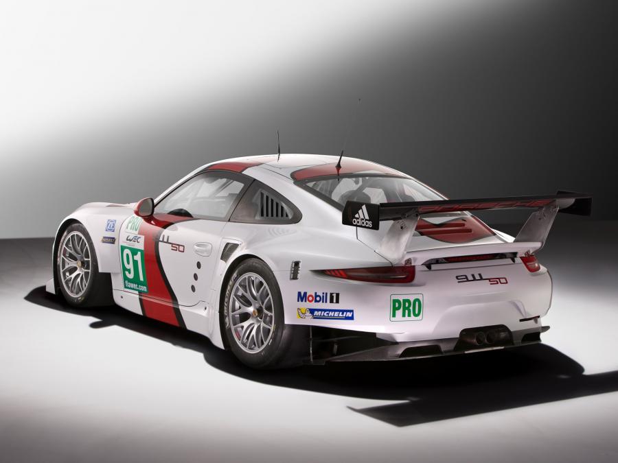  Porsche 911 RSR 2013 года  (фото 7 из 16)
